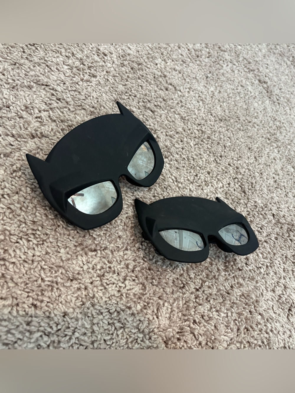Kids Batman Sun-Stache sunglasses - 2 pairs